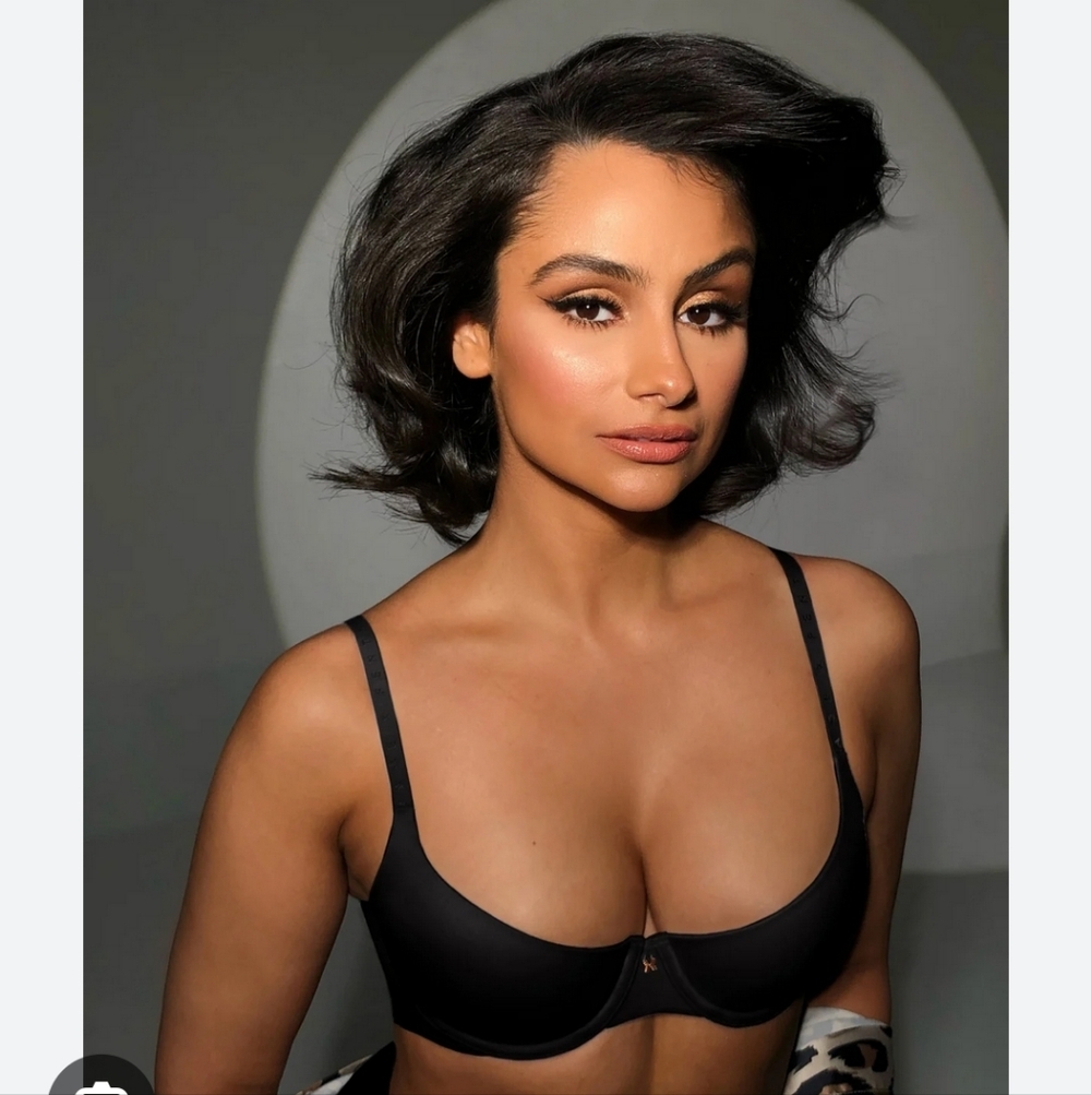 NWT Savage X Fenty Baloncette Bra 32D